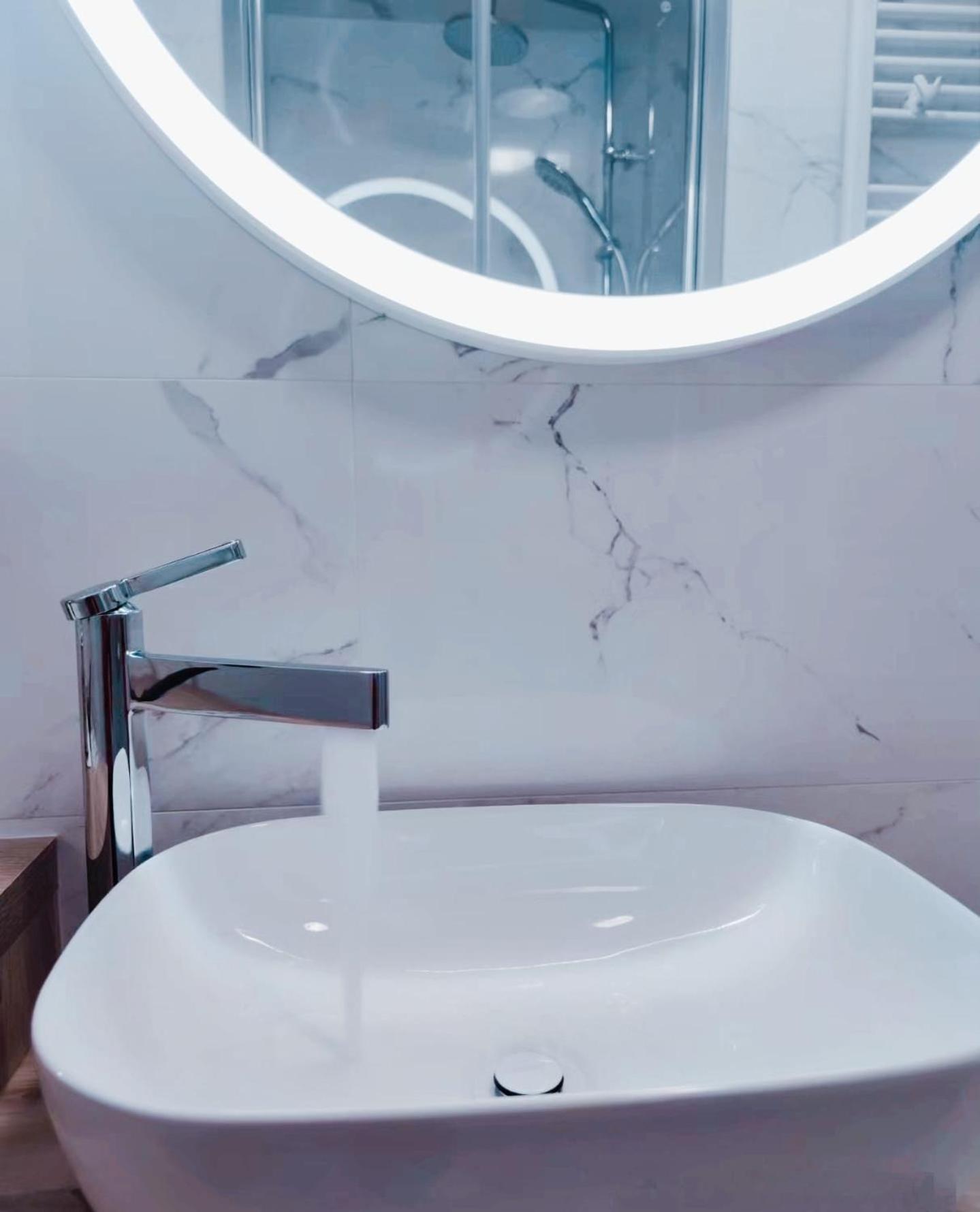 Lumani With Free Parking Apartment Zagreb